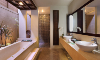 Le Jardin Villas Bathroom with Bathtub | Seminyak, Bali