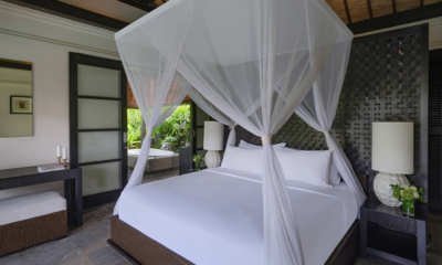 Peppers Seminyak Three Bedroom Presidential Pool Villa Bedroom and Bathroom | Seminyak, Bali