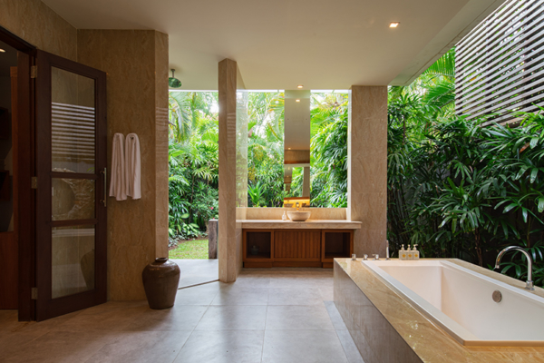 Villa Sally Imperial House Bathroom | Canggu, Bali