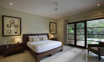 Nyaman Villas 4 Bedroom Pool Villa Bedroom with Garden View | Seminyak, Bali