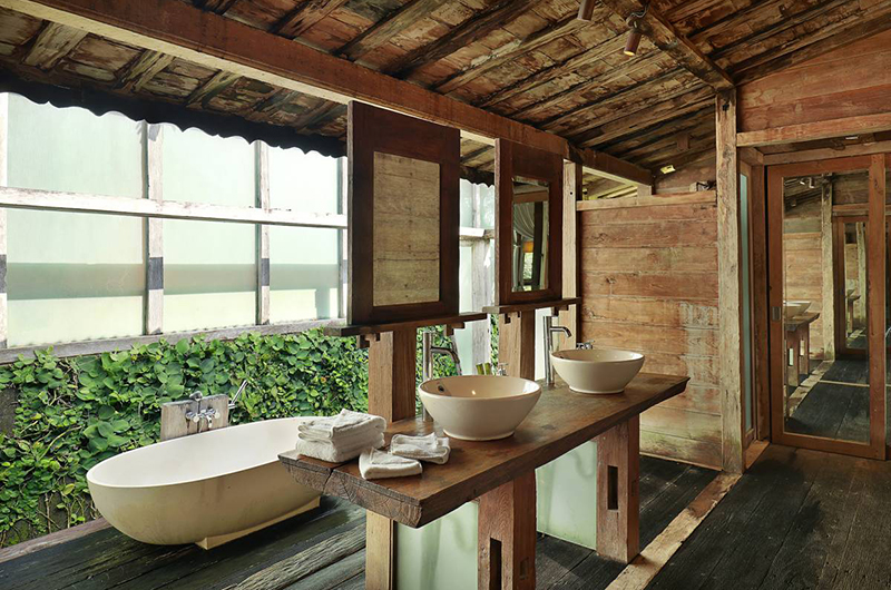 Impiana Cemagi Joglo Villa Bathroom | Seseh, Bali