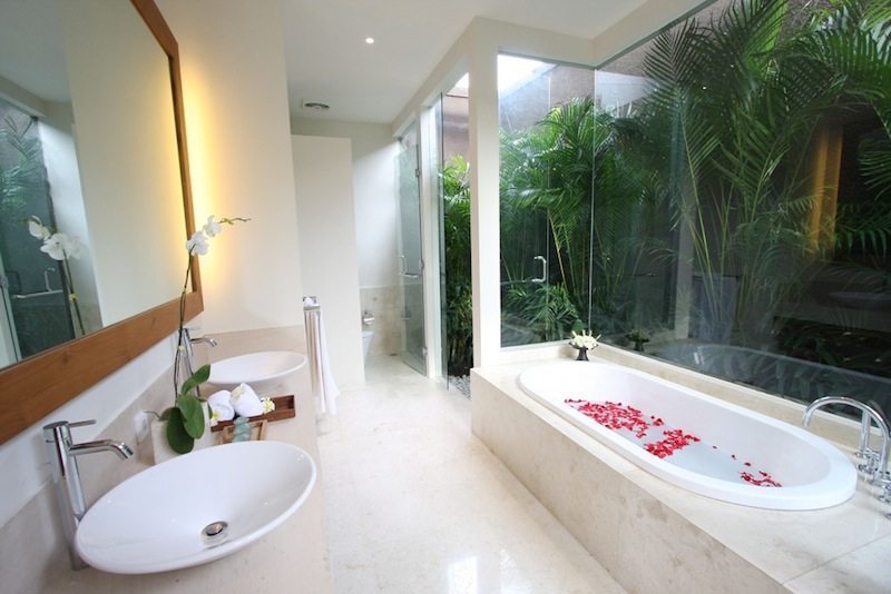 Villa Kipi Bathroom I Seminyak, Bali