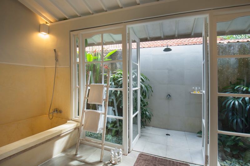 Alfan Villa En-suite Bathroom | Seminyak, Bali