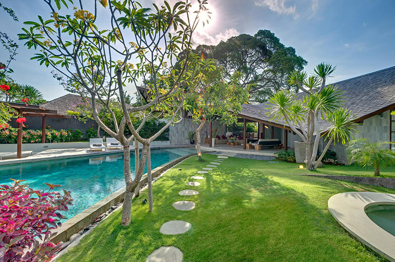 The Layar Three Bedroom Villas Pool Side | Seminyak, Bali