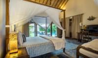 Villa Damai Manis Bedroom with Lamps | Seminyak, Bali