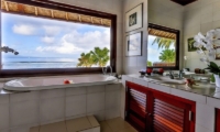 Villa Jukung Master Bathroom | Candidasa, Bali