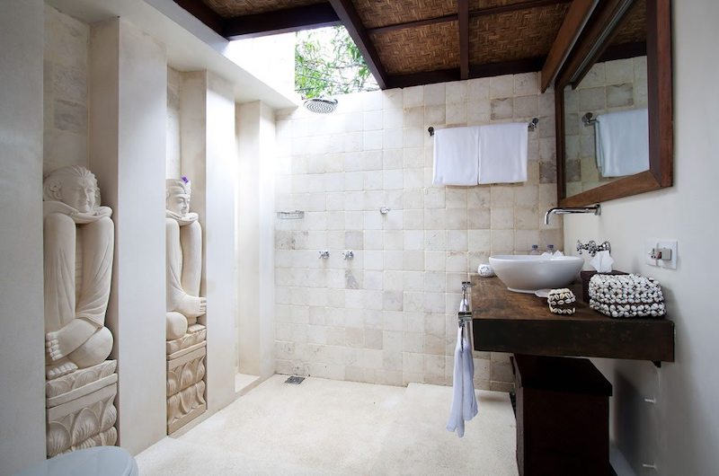 Villa Jumah Semi Open Shower | Seminyak, Bali