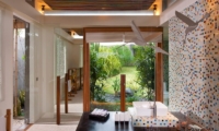 Villa Tantangan Guest Bathroom | Seseh, Bali