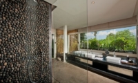 Villa Tantangan En-suite Bathroom | Seseh, Bali