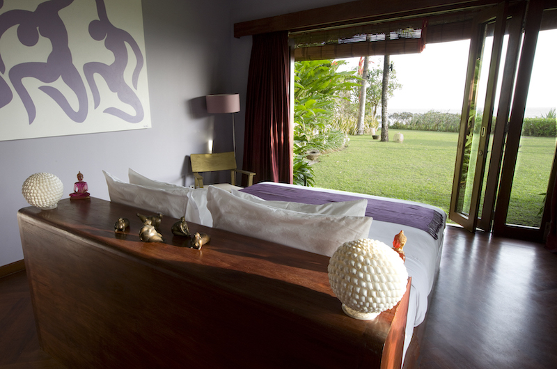 Sound of the Sea Bedroom with Garden View | Pererenan, Bali