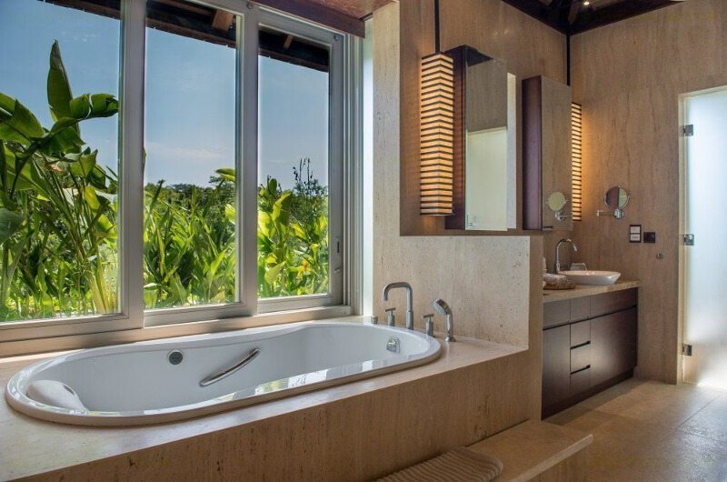 The Luxe Bali Bathroom | Uluwatu, Bali