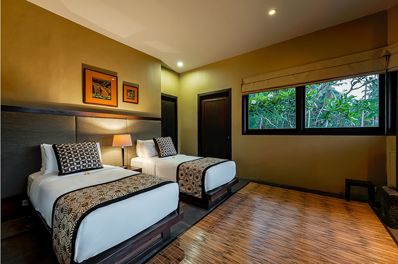 Villa Kelusa Pondok Surya Bedroom Two with Twin Beds | Ubud, Bali