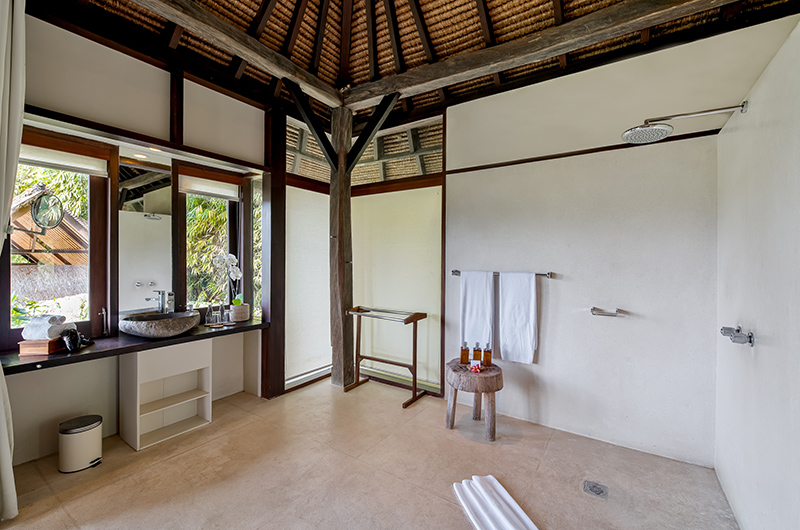 Villa Kelusa Pondok Sapi Bathroom One with Shower | Ubud, Bali