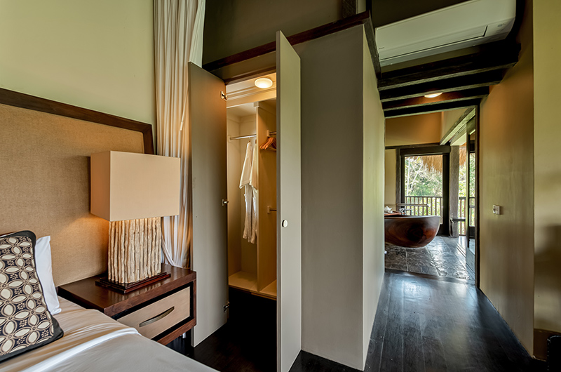 Villa Kelusa Pondok Surya Bedroom One and Bathroom | Ubud, Bali