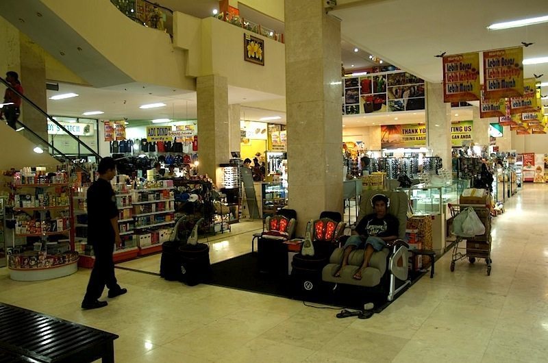 bali-sanur-hardys-supermarket