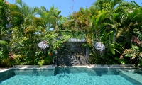 Casa Cinta 2 Pool Side Area | Batubelig, Bali