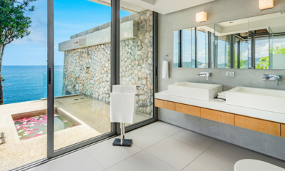 Villa Saengootsa Master En-Suite Bathroom with Sea View | Phuket, Thailand