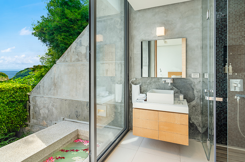 Villa Saengootsa Fourth Bathroom with Outdoor Bathtub | Phuket, Thailand