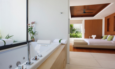 Lime Samui Villas Villa Splash Bathroom Two with Bathtub | Nathon, Koh Samui