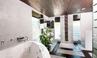 Villa Sabtu En-Suite Bathroom with Bathtub | Seminyak, Bali
