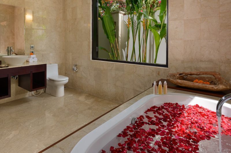 The Residence Villa Amman Residence Bathroom | Seminyak, Bali