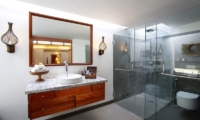 Mahala Hasa Villa Master Bathroom | Seminyak, Bali