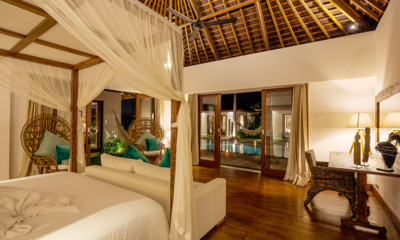 Villa Naty Bedroom with Sofa and Pool View | Umalas, Bali