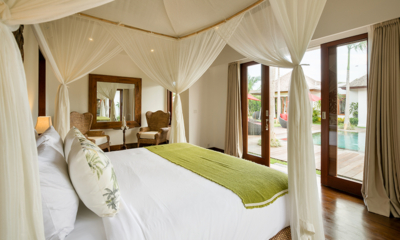 Villa Naty Spacious Bedroom with Seating Area | Umalas, Bali