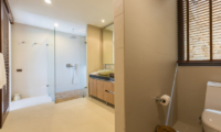Panacea Retreat Purana Residence Bathroom One | Bophut, Koh Samui