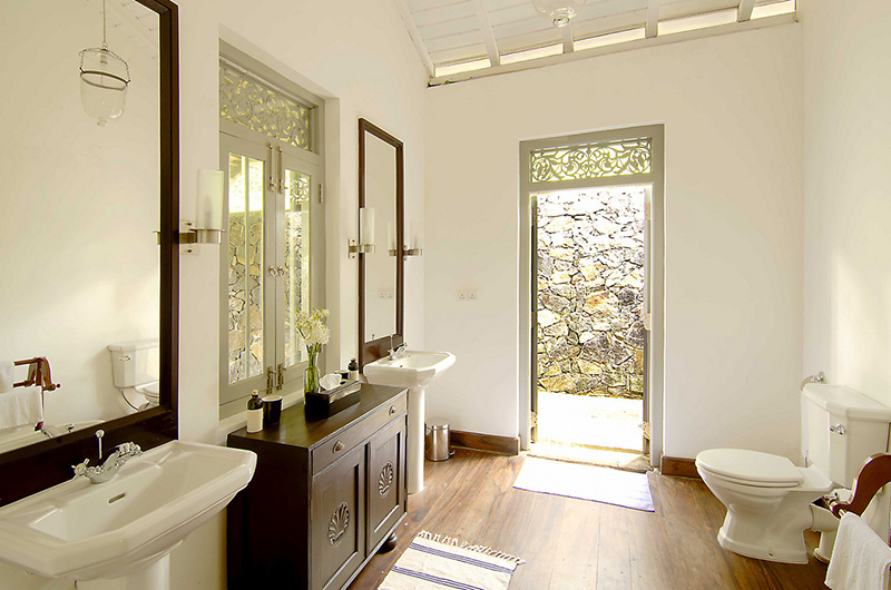 Ivory House His and Hers Bathroom with Mirrors | Galle, Sri Lanka
