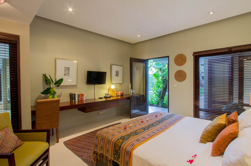 Chimera Green Bedroom with Garden View | Seminyak, Bali