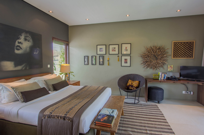 Chimera Tiga Bedroom with TV | Seminyak, Bali