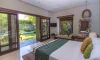 Chimera Green Spacious Bedroom with Seating | Seminyak, Bali