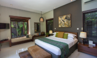 Chimera Green Spacious Bedroom | Seminyak, Bali