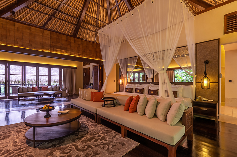 Hidden Palace Master Bedroom with Seating | Ubud, Bali