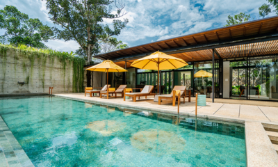 Villa Alba Pool Side Loungers | Koggala, Sri Lanka