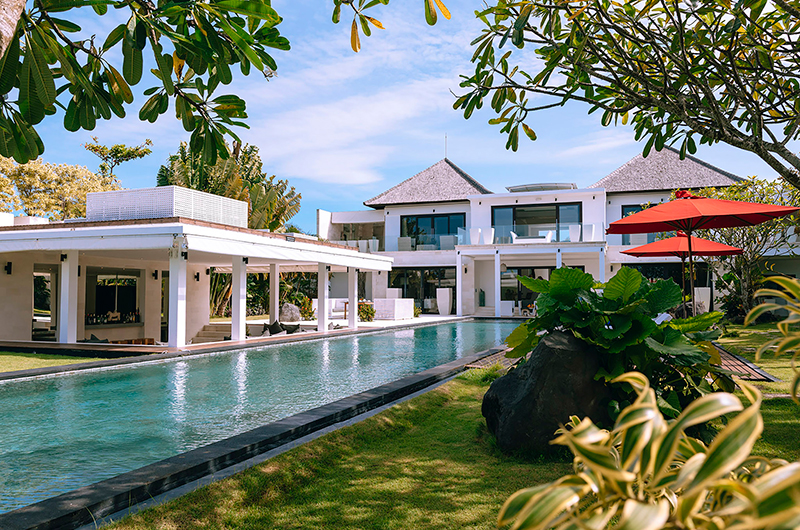 Villa Anucara Pool with Garden View | Seseh, Bali