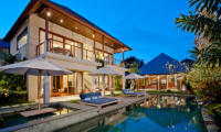 Villa Joss Sun Beds | Batubelig, Bali