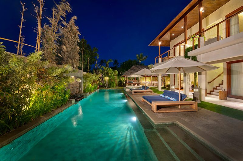 Villa Joss Reclining Sun Loungers | Batubelig, Bali