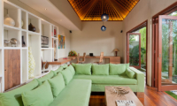 Villa Joss Living Area | Batubelig, Bali