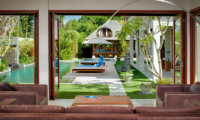 Villa Joss Indoor Living Area | Batubelig, Bali