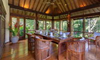 Villa Pangi Gita Dining Area with Garden View | Pererenan, Bali