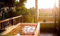 Villa Puri Bawana Bathtub | Canggu, Bali