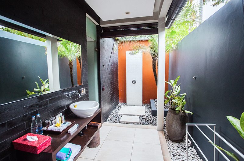 Kembali Villas Three Bedroom Villas Bathroom Area | Seminyak, Bali