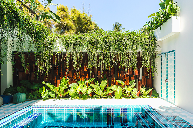 Noku Beach House Jacuzzi | Seminyak, Bali