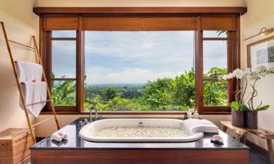 The Longhouse Bathroom One with Bathtub I Jimbaran, Bali