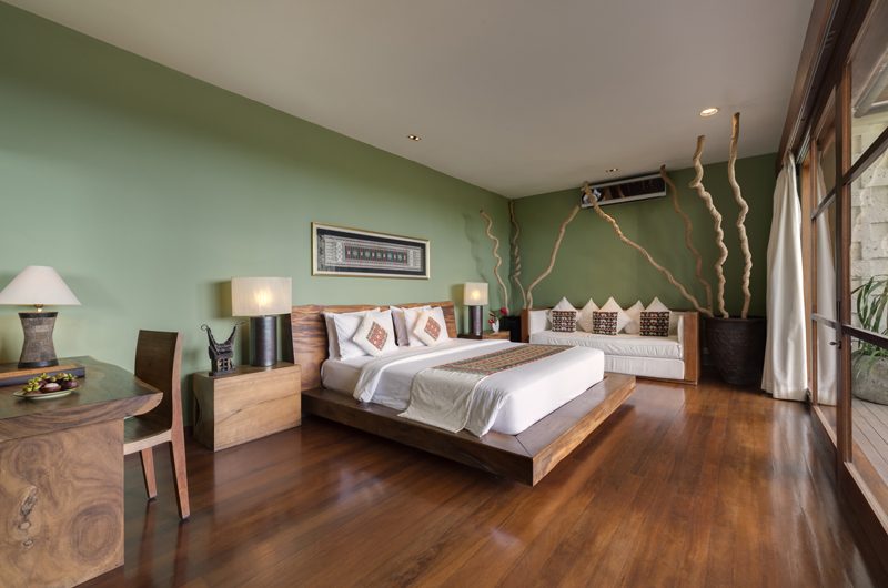 The Longhouse Spacious Bedroom with Wooden Floor | Jimbaran, Bali