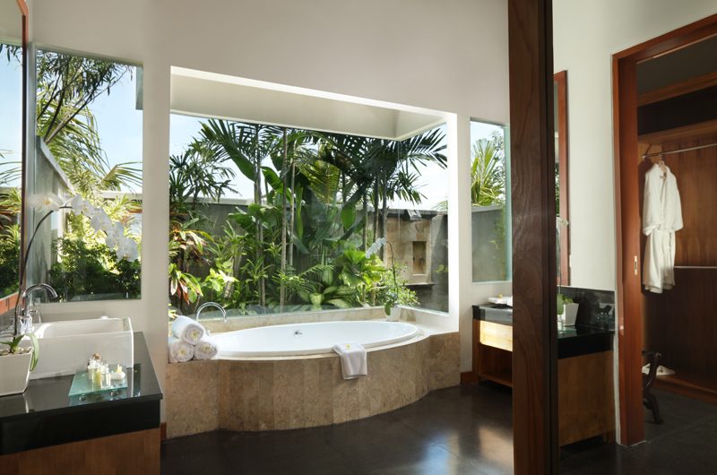 The Shanti Residence En-suite Bathtub | Nusa Dua, Bali