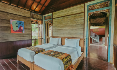 Villa Amaru Twin Bedroom with Wooden Floor I Ubud, Bali