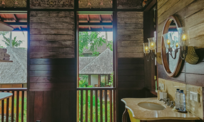 Villa Amaru Bathroom with Mirror I Ubud, Bali